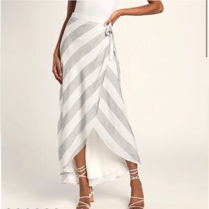 GUC Lulu’s Tie Maxi Skirt Heather Grey and White Stiped  Linen XS